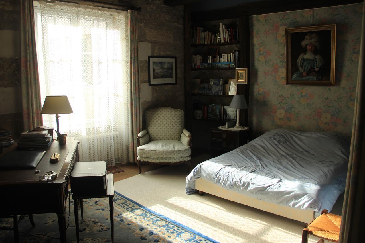 Вілла Moulin De Giroir Migne-Auxances Екстер'єр фото