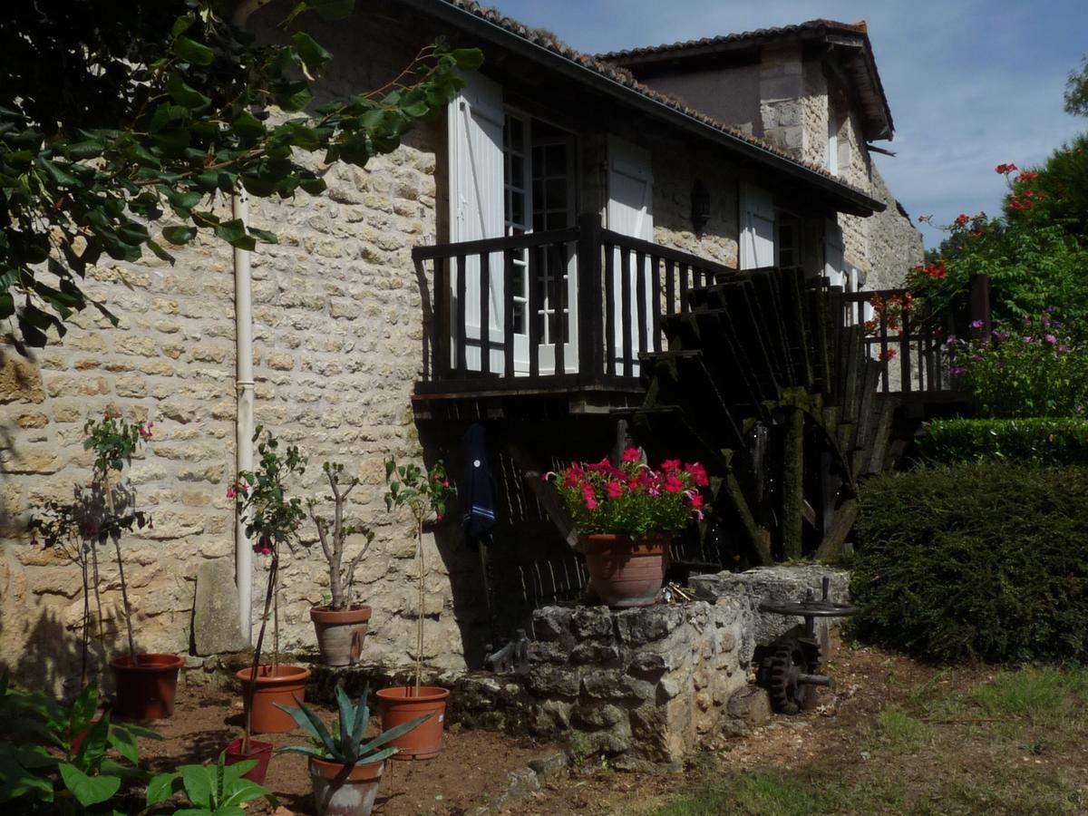 Вілла Moulin De Giroir Migne-Auxances Екстер'єр фото