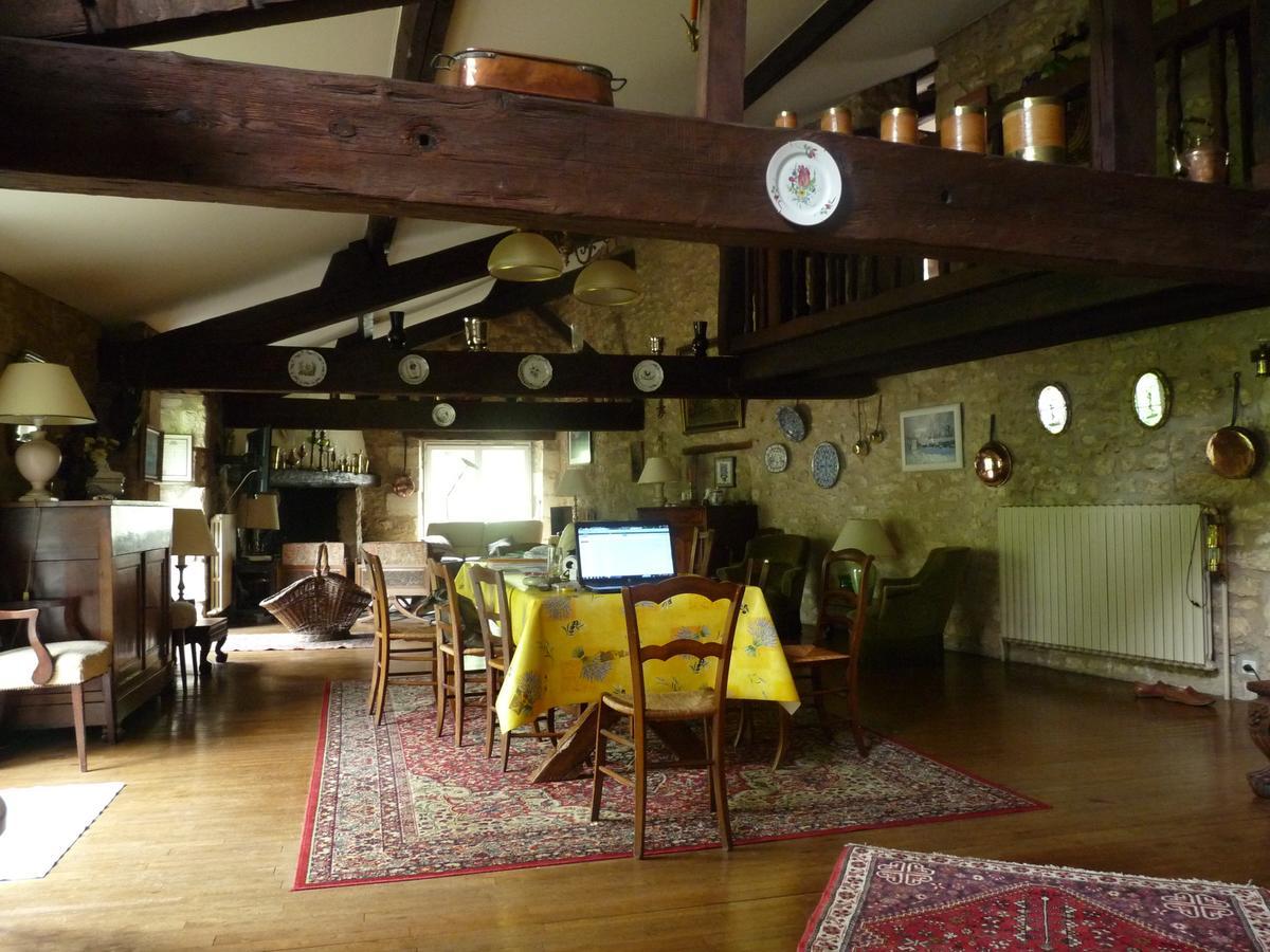 Вілла Moulin De Giroir Migne-Auxances Екстер'єр фото