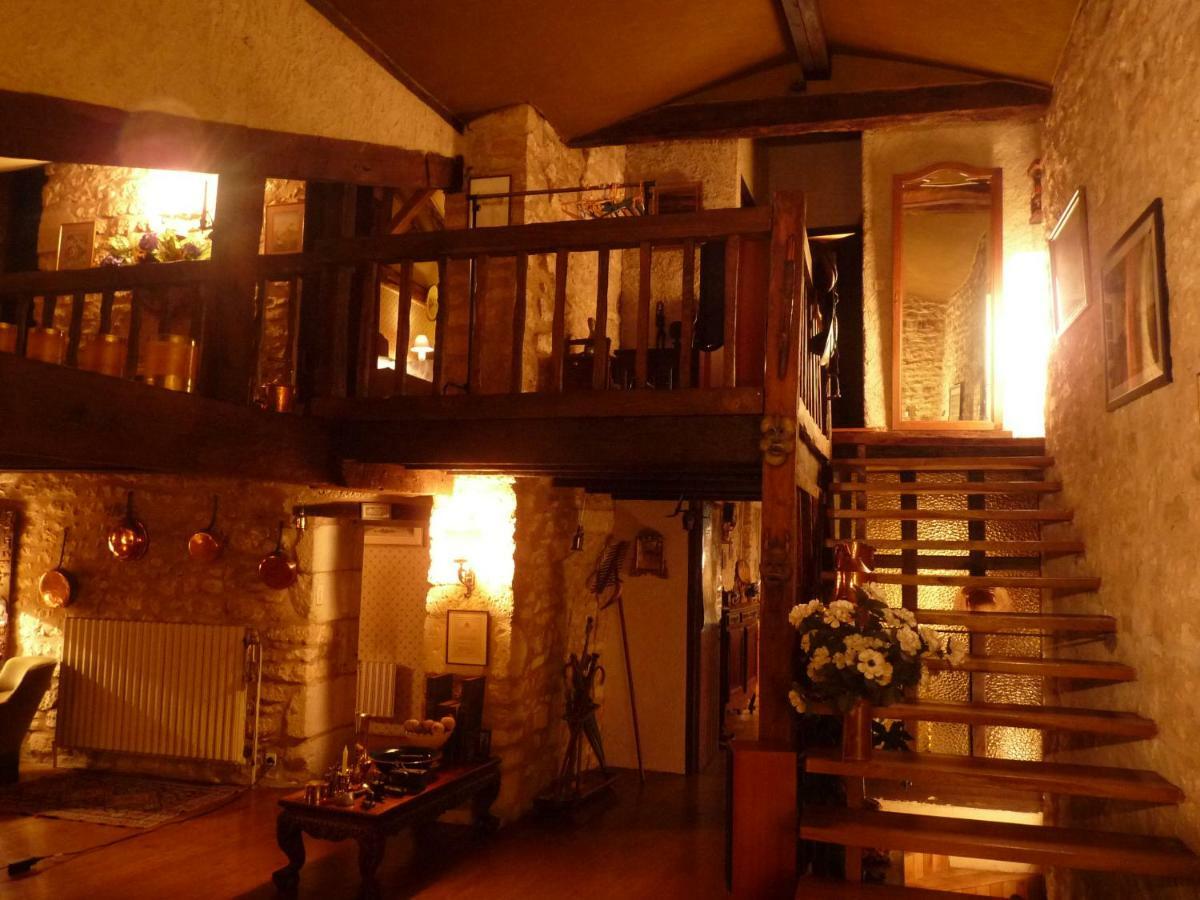 Вілла Moulin De Giroir Migne-Auxances Екстер'єр фото